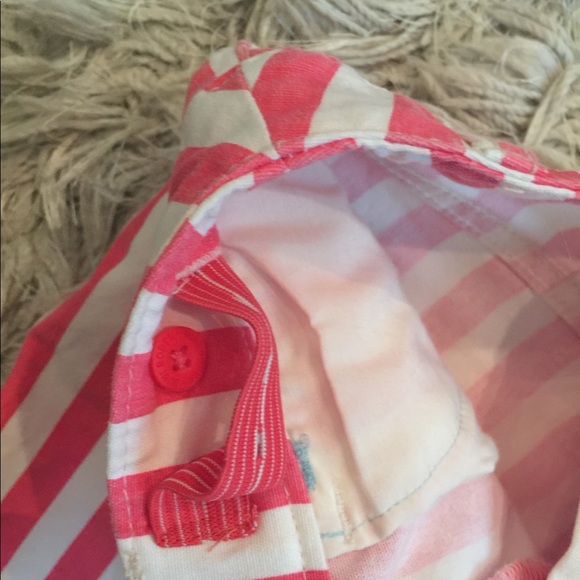 Mini Boden Striped Heart Pocket shorts. Size 11 - Picture 3 of 4